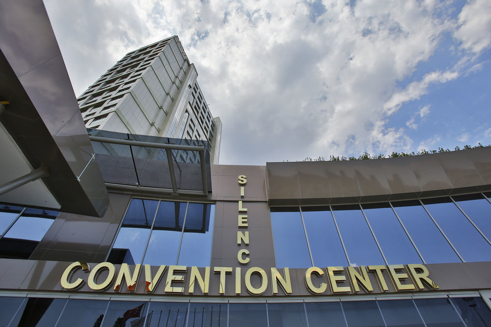 Doubletree By Hilton Istanbul Atasehir Hotel & Conference Centre 外观 照片